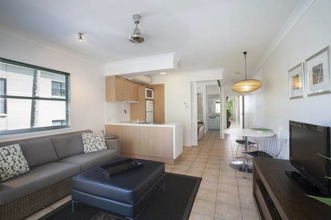 Port Douglas Apartments - QLD Tourism 1