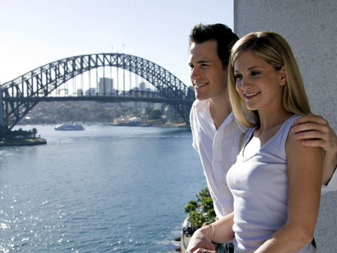 Pullman Quay Grand Sydney Harbour - Queensland Tourism 2