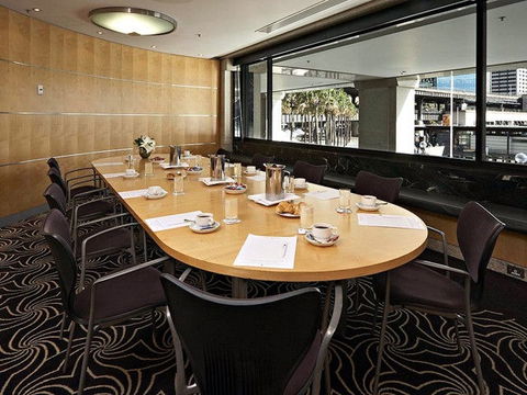 Pullman Quay Grand Sydney Harbour - Queensland Tourism 3