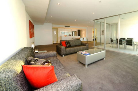 Q1 Resort & Spa - QLD Tourism 7