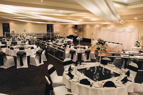 Quality Hotel Mermaid Waters - QLD Tourism 4