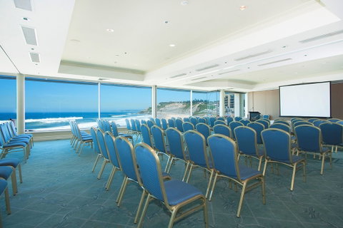 Quality Hotel NOAH'S On The Beach - QLD Tourism 5