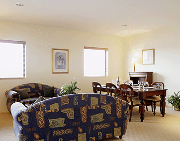 Quality Suites Boulevard on Beaumont Hotel - QLD Tourism