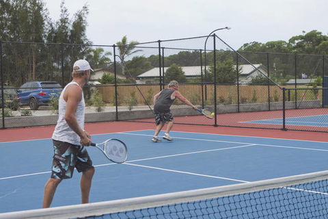 Racecourse Beach Tourist Park - QLD Tourism 3