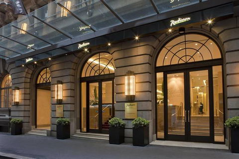 Radisson Blu Hotel Sydney - Queensland Tourism 2