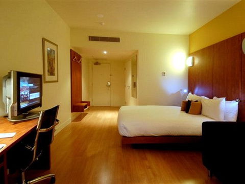 Ramada Encore - QLD Tourism 0