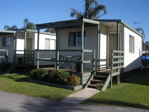 Riverside Caravan Park - QLD Tourism 1