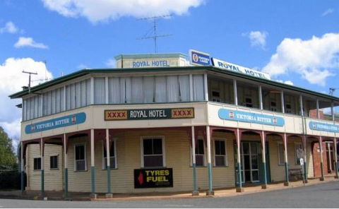 Royal Hotel Mundubbera - QLD Tourism 0