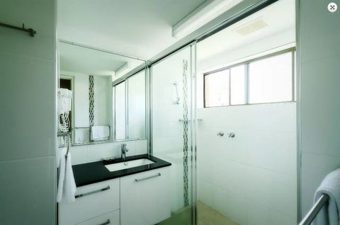 Sandcastles Holiday Apartments - Queensland Tourism 14