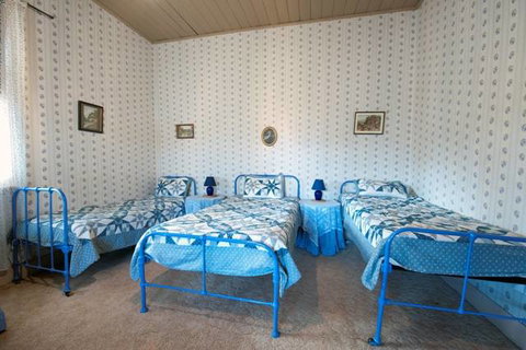 Sarah Jane Cottage - QLD Tourism 1