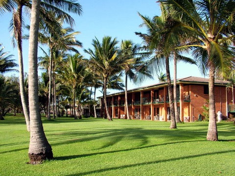 Sarina Beach Motel - QLD Tourism 1