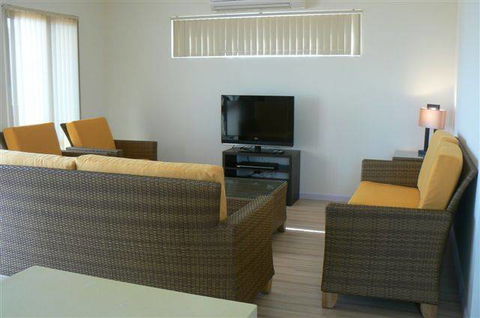 Seaspray Beach Holiday Park - QLD Tourism 6