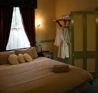Secrets Hideaway - QLD Tourism