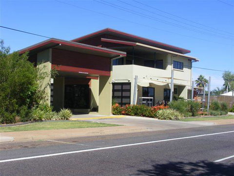 Spinifex Motel - Queensland Tourism 5