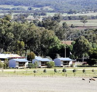Stone Hut Cottages - Queensland Tourism
