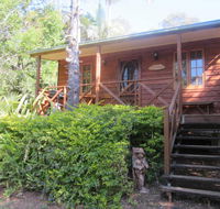 Sunshine Valley Cottages - Queensland Tourism