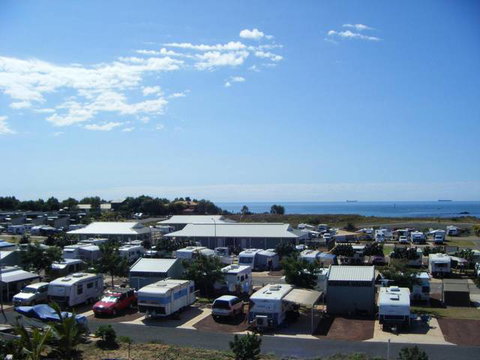 The Cove Holiday Village - QLD Tourism 0