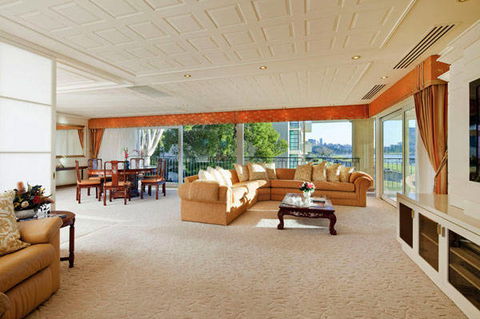 The Peninsula - Riverside Serviced Apartments - QLD Tourism 1