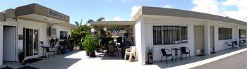 Top Spot Motel - Queensland Tourism 3