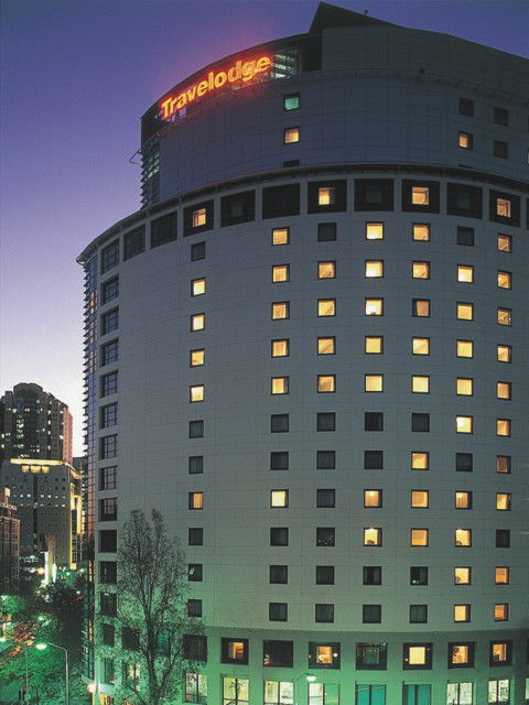 Travelodge Sydney - Queensland Tourism 1