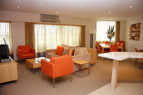 Travelodge Wynyard Sydney - Queensland Tourism 3