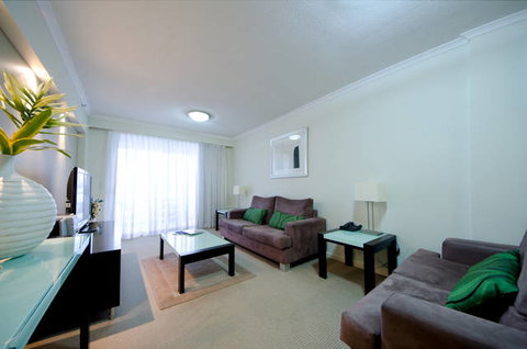 Trilogy Surfers Paradise - Queensland Tourism 1