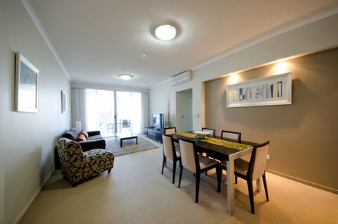 Trilogy Surfers Paradise - Queensland Tourism 3