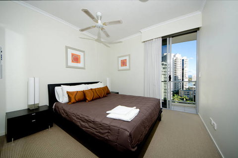 Trilogy Surfers Paradise - Queensland Tourism 7