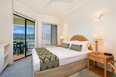 Tropic Towers Apartments - QLD Tourism 10