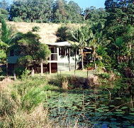 Walkabout Holiday House - QLD Tourism