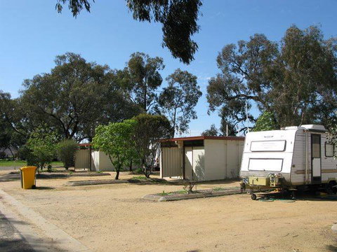 Warracknabeal Caravan Park - QLD Tourism 1