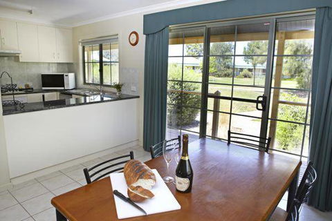 Winbi River Resort - Queensland Tourism 3