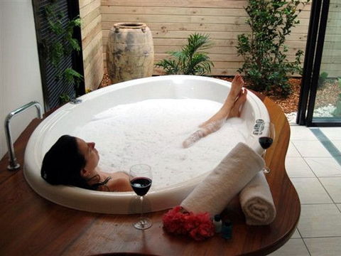 Witches Falls Cottages - Queensland Tourism 3