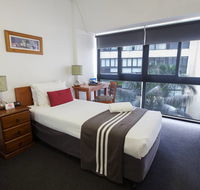 Y Hotel Hyde Park - Queensland Tourism