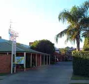 Yambil Inn Motel - QLD Tourism