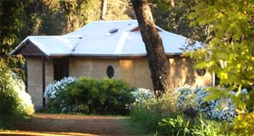 Balingup Jalbrook Cottages - QLD Tourism 0