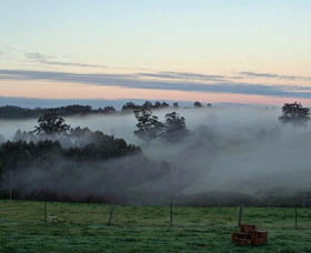 Pump Hill Farm Cottages - QLD Tourism 0