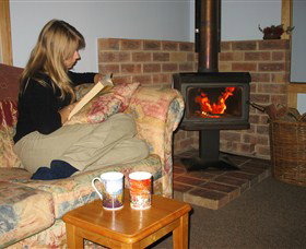 Woody Grange Chalets - QLD Tourism 2