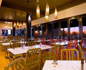 Adina Apartment Hotel Darwin - Queensland Tourism 2
