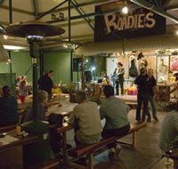 Kings Canyon Resort - QLD Tourism