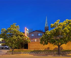 Centabrook Motor Inn - QLD Tourism 0
