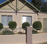 Silver City Cottages - QLD Tourism