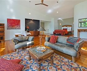 Pethers Rainforest Retreat - Queensland Tourism 1