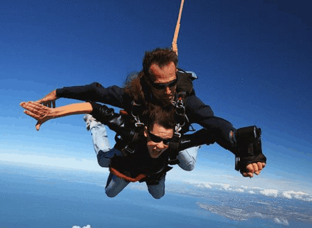 OzSkydiving - Queensland Tourism 0