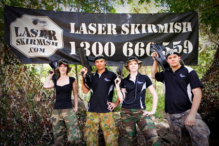 Thunderbird Park - Queensland Tourism 1