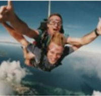 SA Skydiving - Queensland Tourism