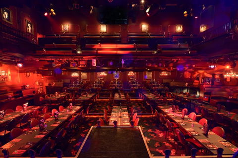 Draculas Cabaret Restaurant - Queensland Tourism 1