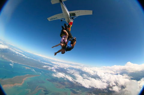 Skydive Hervey Bay - QLD Tourism 1