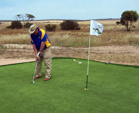 Nullarbor Links World's Longest Golf Course Australia - QLD Tourism 0