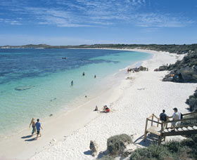 Salmon Bay - QLD Tourism 0